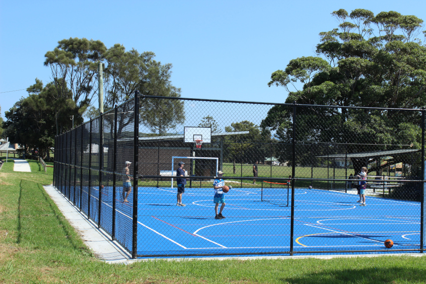 Image shows Dawes park sports courts constructed by Convil Group